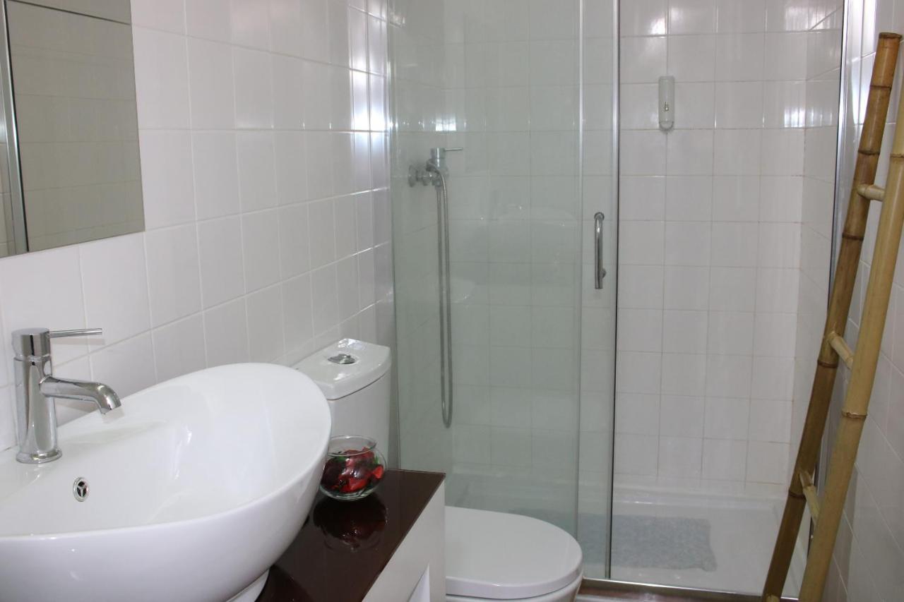 Apartment Almada Downtown - By Guest